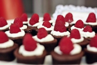 brownies with raspberries and cream_picnik brownies with raspberries and cream