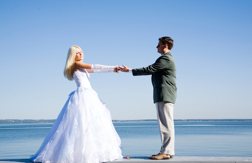 4 Fall Wedding Trends that will Make You the Best Dressed Bride