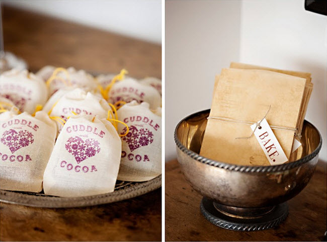 DIY Wedding Favors: A Mini Recipe Book and Edible