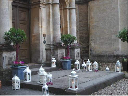via G Lily hire hurricane lamps as decoration