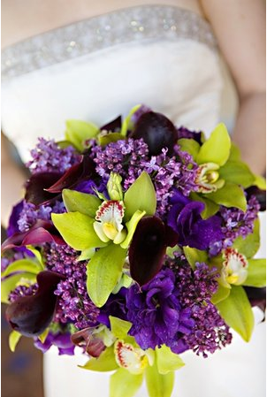Purple wedding bouquet via Project Wedding Purple and green wedding bouquet