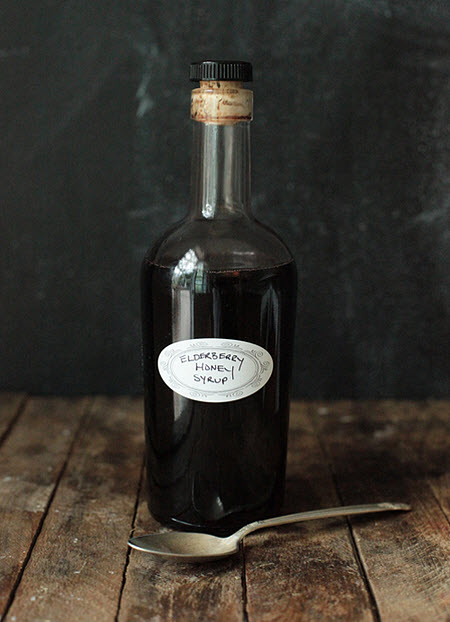 DIY Wedding Favor Idea: Elderberry Honey Syrup