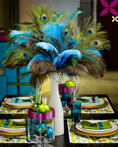 peacock feather wedding table centrepiece