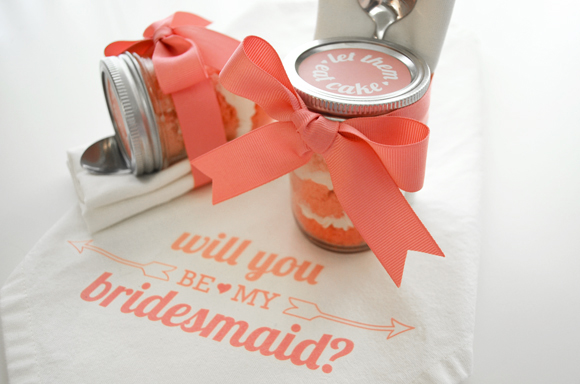 bridesmaid-cupcakes