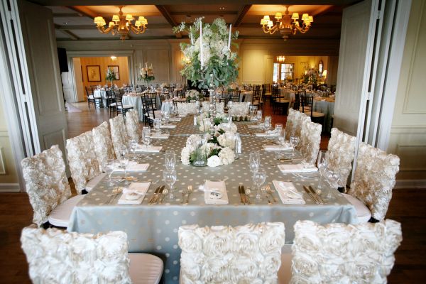 Polka-Dot-Wedding-Linen