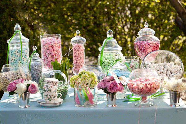 Yummy Candy Tables For Your Wedding or Bridal Shower!