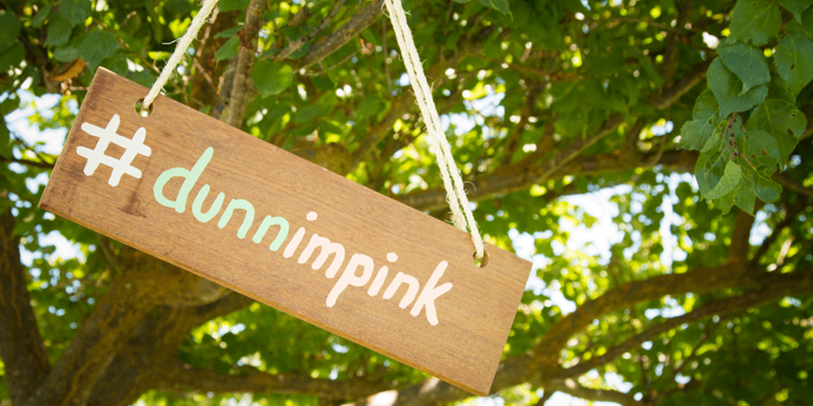 6 Effective Ways to Use Hashtags at Your Wedding