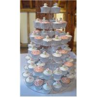 Fancy Creating Your Own Professional-Looking Wedding Cupcakes ?  
